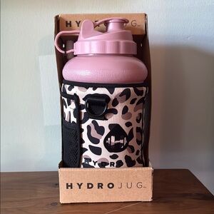 HydroJug Blush Bottle with Leopard Print Sleeve